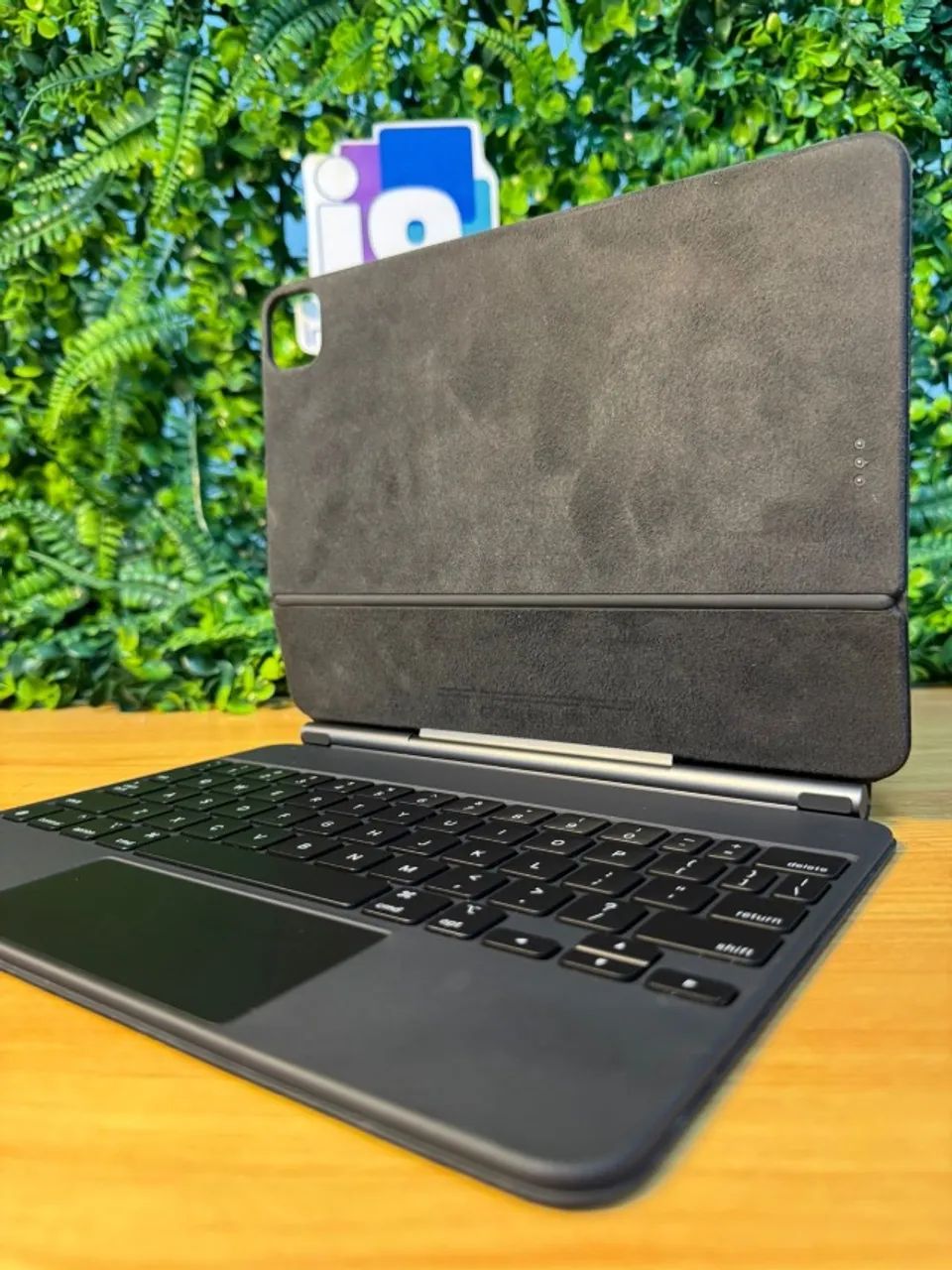 Capa para IPad Apple Keyboard Magic   A2261  Cor: preta   Seminovo em excelente estado  