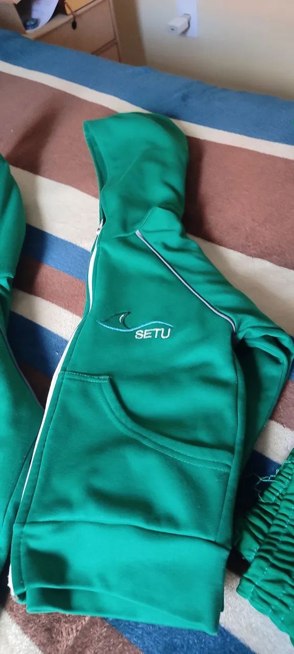 Uniforme de escola 140 - Foto 4