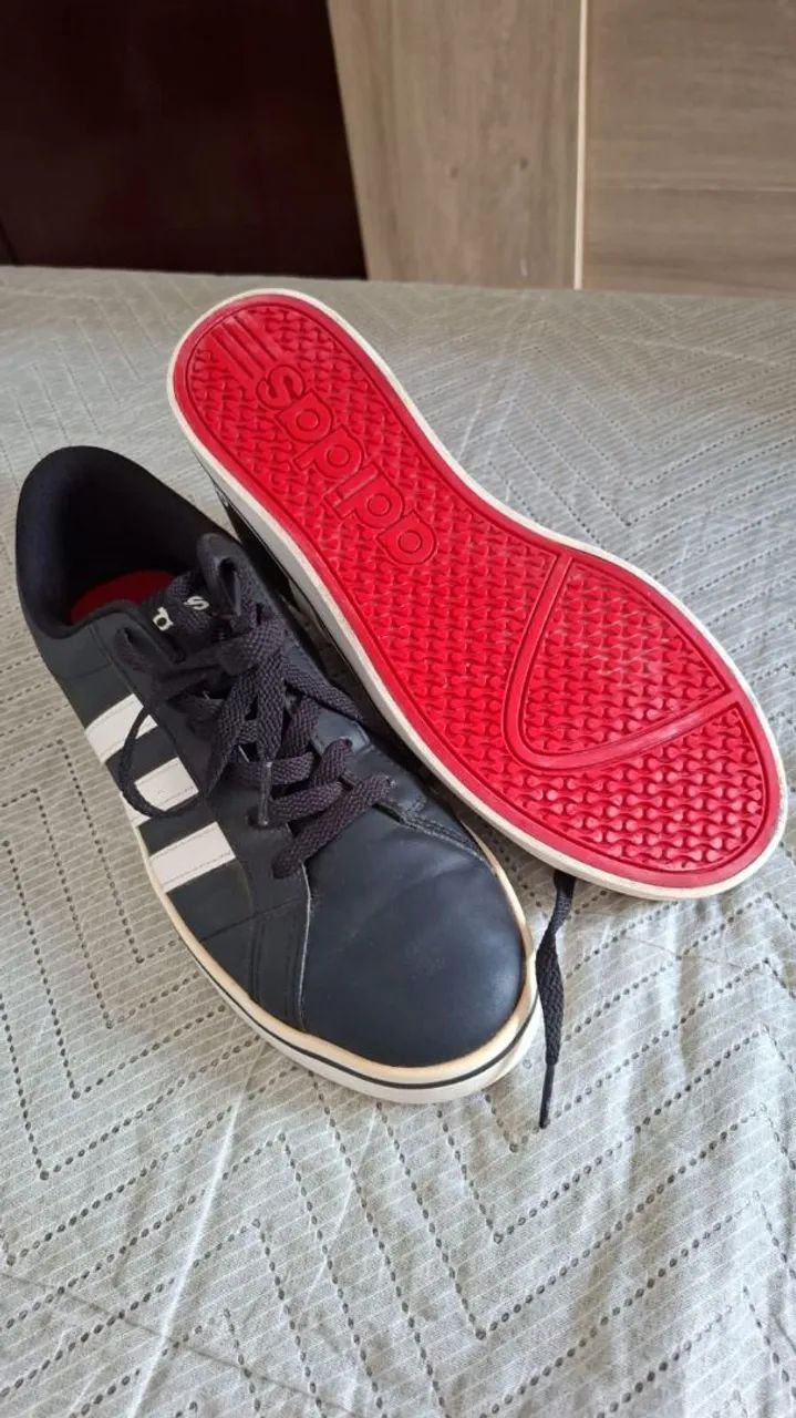 Tenis adidas original ( produto mostruario)
