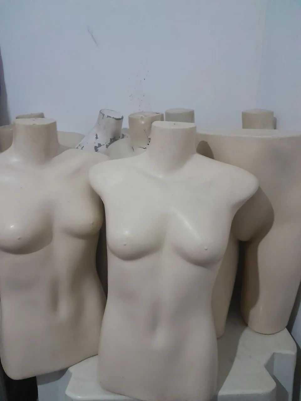Lote de manequins busto 40 tudo só vendo o lote