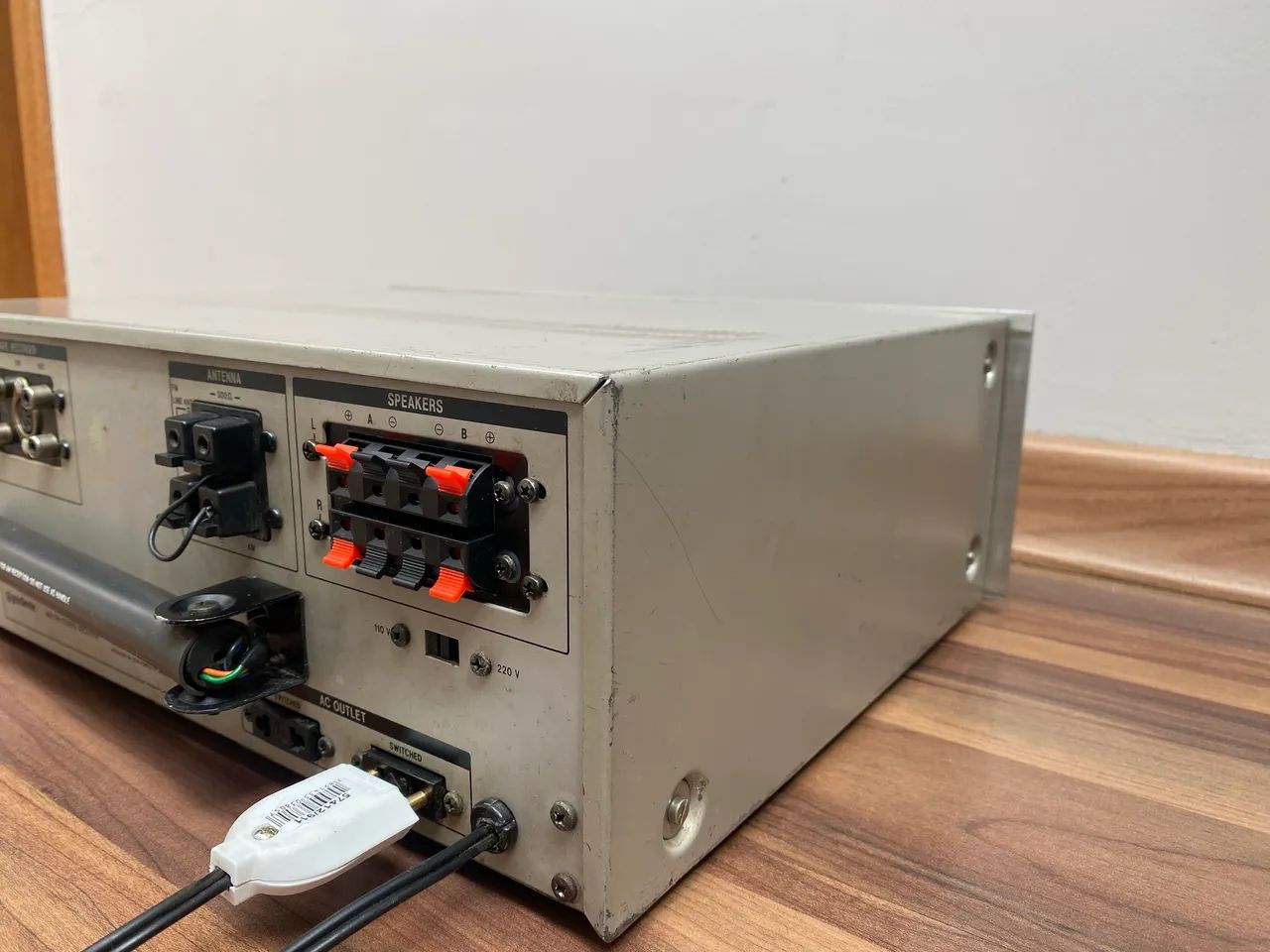 Receiver Gradiente model 1060 - Foto 3