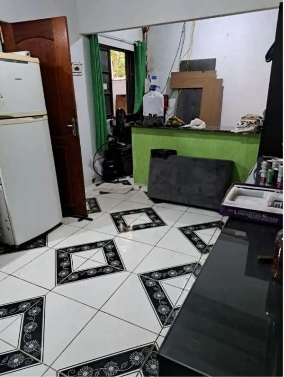 Vende-se linda chacara em Monguagua