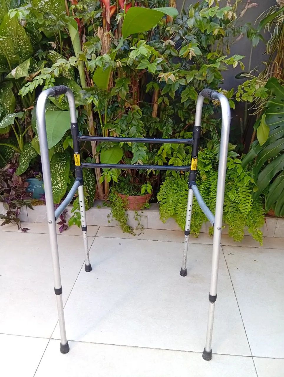 Andaja de suporte.