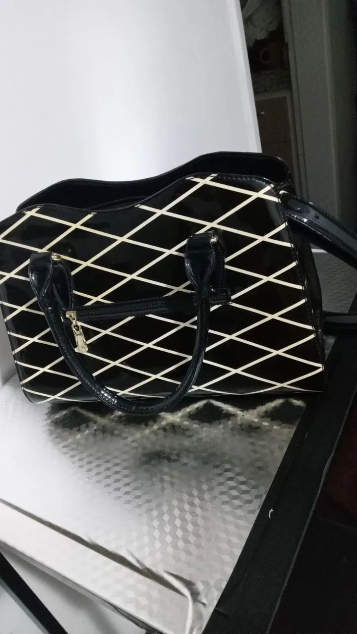 Bolsa de mão  e ombro  nova - Foto 3
