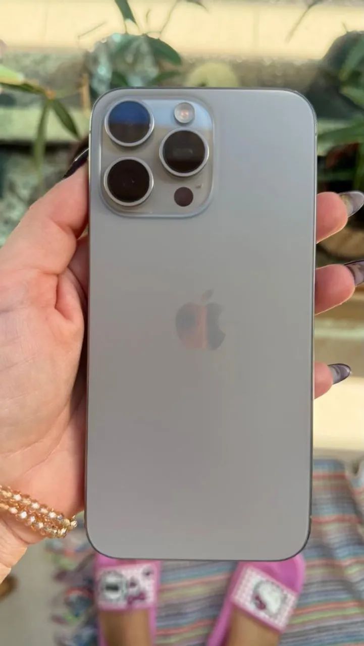 iPhone 15 Pro Max
