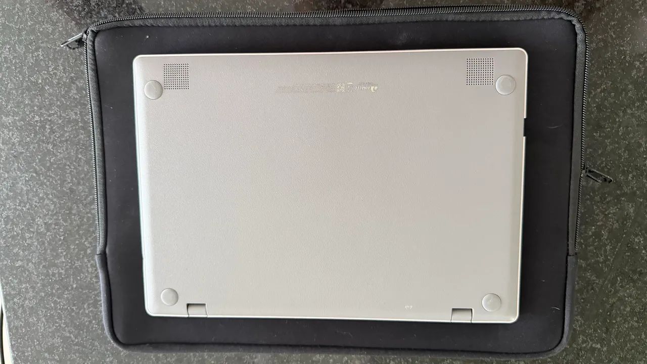 Tenho 2 CHROMEBOOK SAMSUNG 4 - EXCELENTE ESTADO + CASE INCLUSA - Foto 3