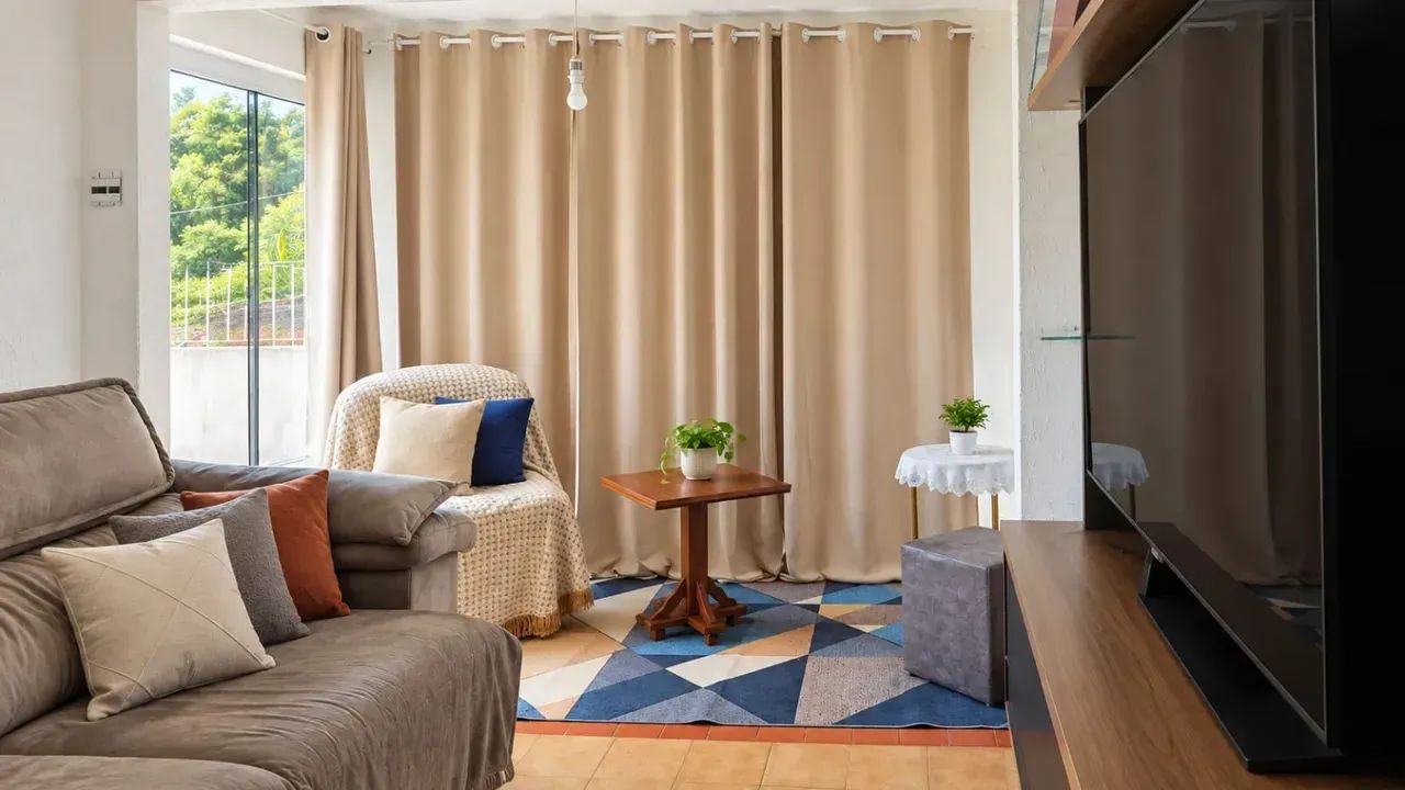 Casa ampla e totalmente reformada com 4 quartos em Corrêas  Petrópolis - Foto 3