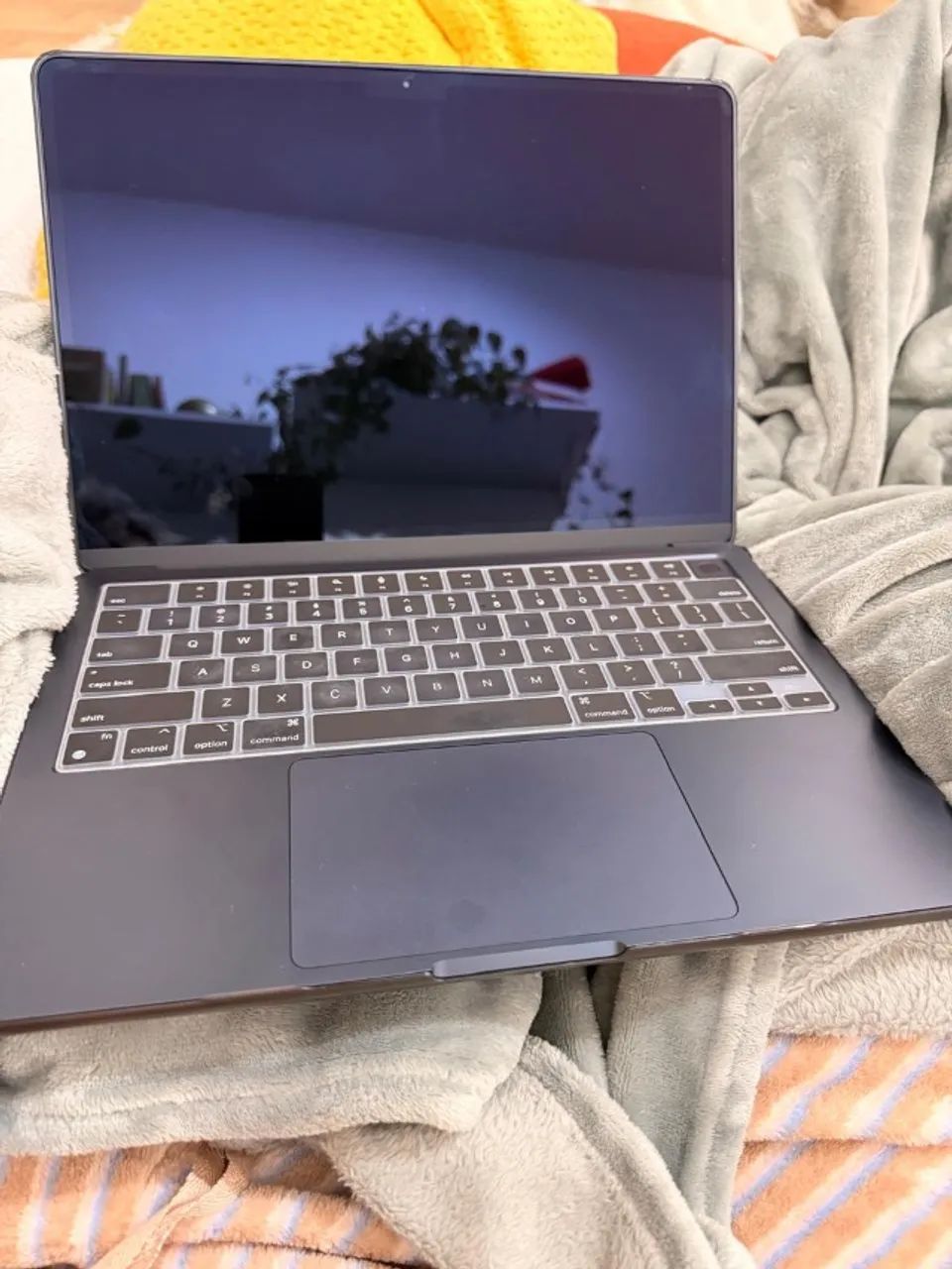 Apple MacBook Air 13-inch Midnight 13