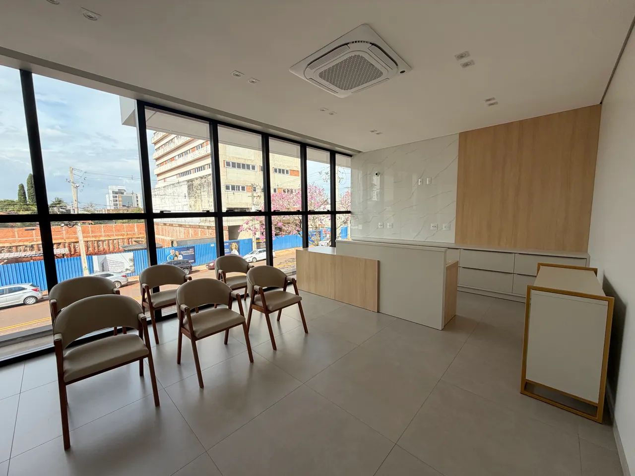     Sala em Edifício Exclusivo para Área da Saúde - Excelente Localização - Foto 2