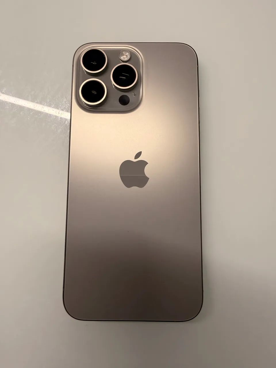 iPhone 15 Pro Max - Foto 4