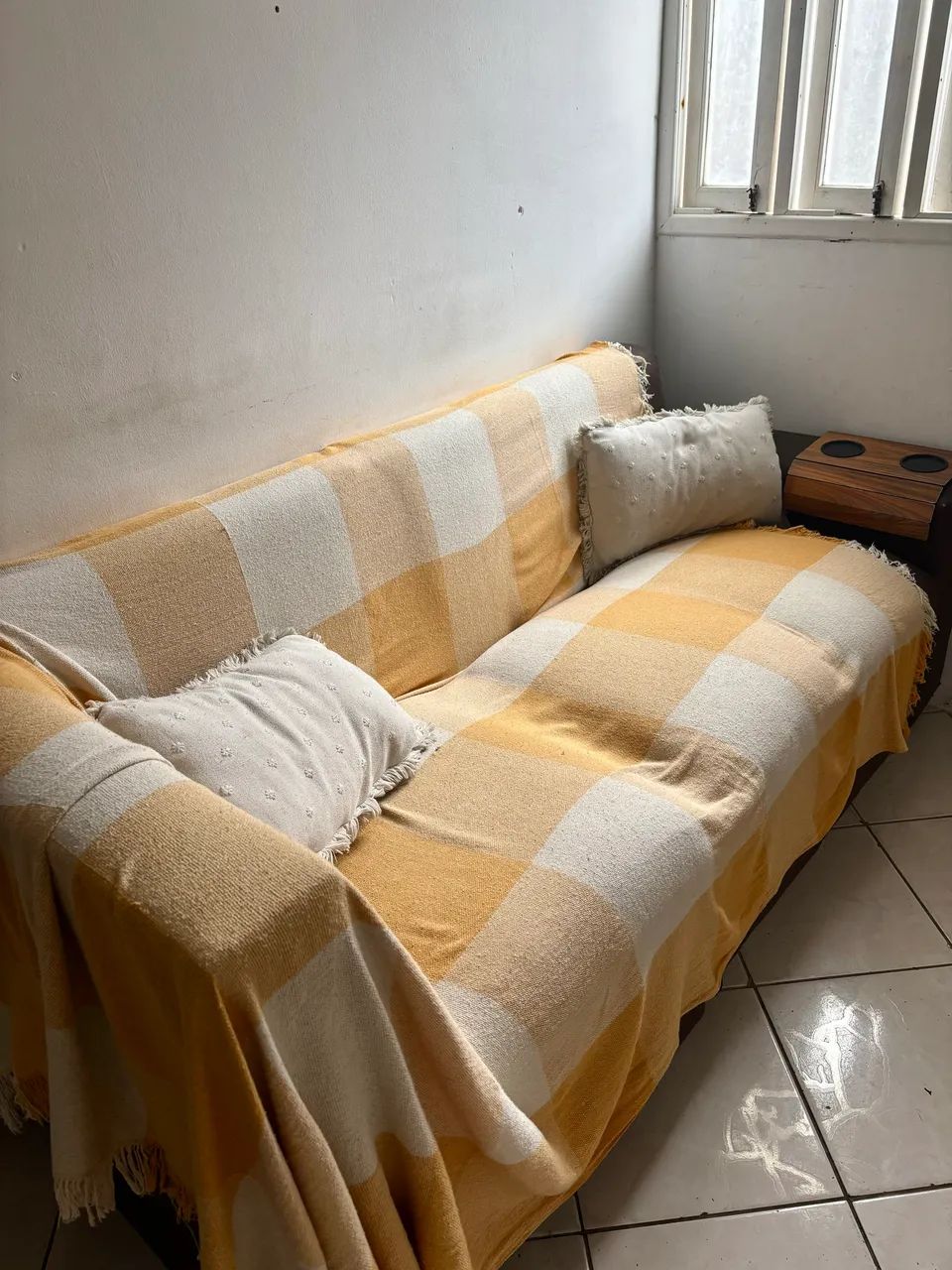 Sofá disponível 