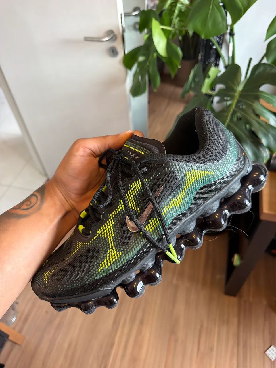 Nike Air Liquid Max - Tam. 43