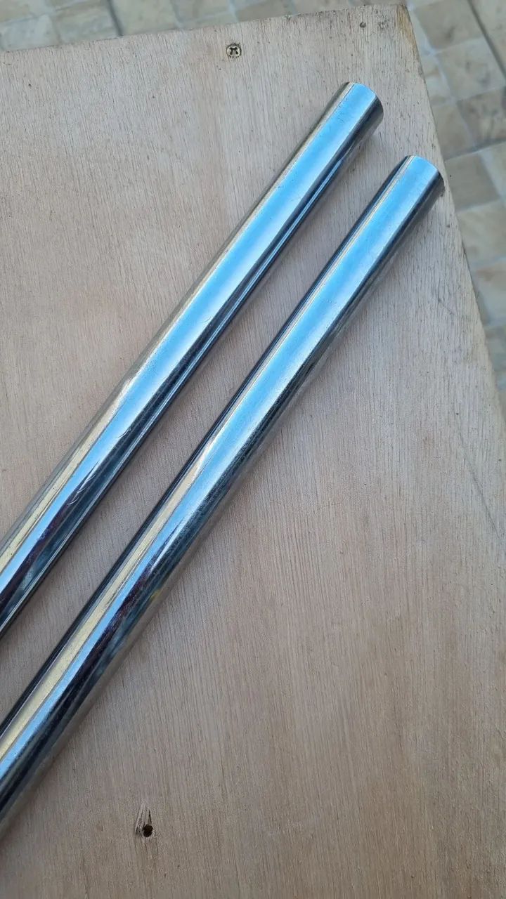Cano Barras dee ferro para cabides