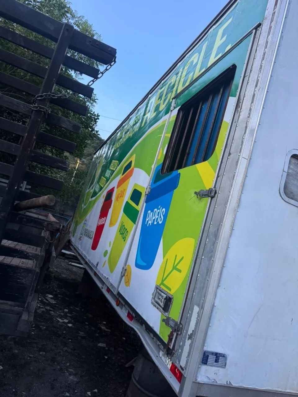 Baú caminhao 3/4 - Foto 2