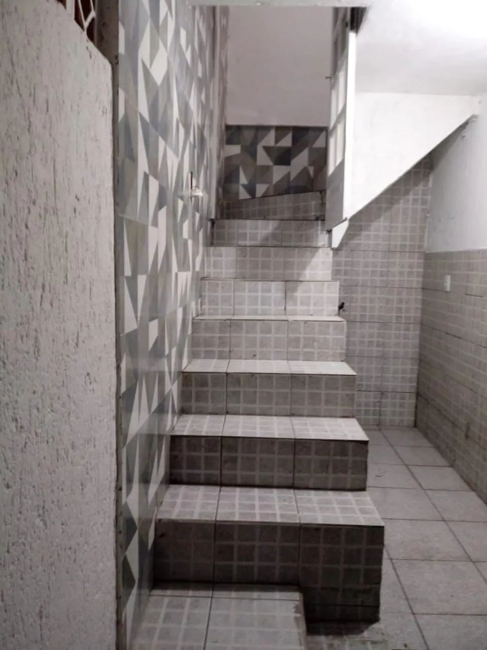 Alugo Apartamento CARIANOS  - Foto 4