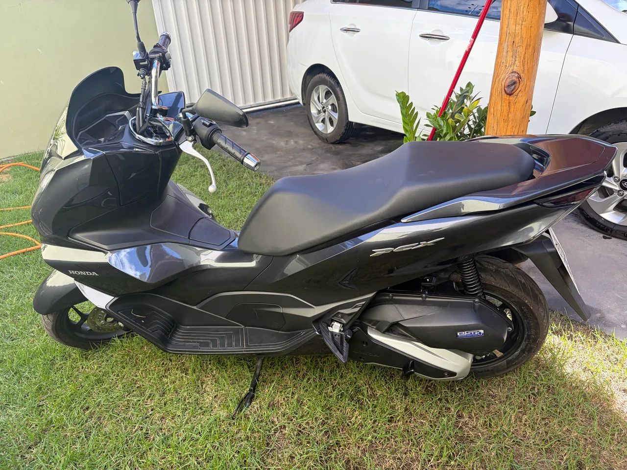 Pcx ano 2023 modelo 2024. Moto zero 