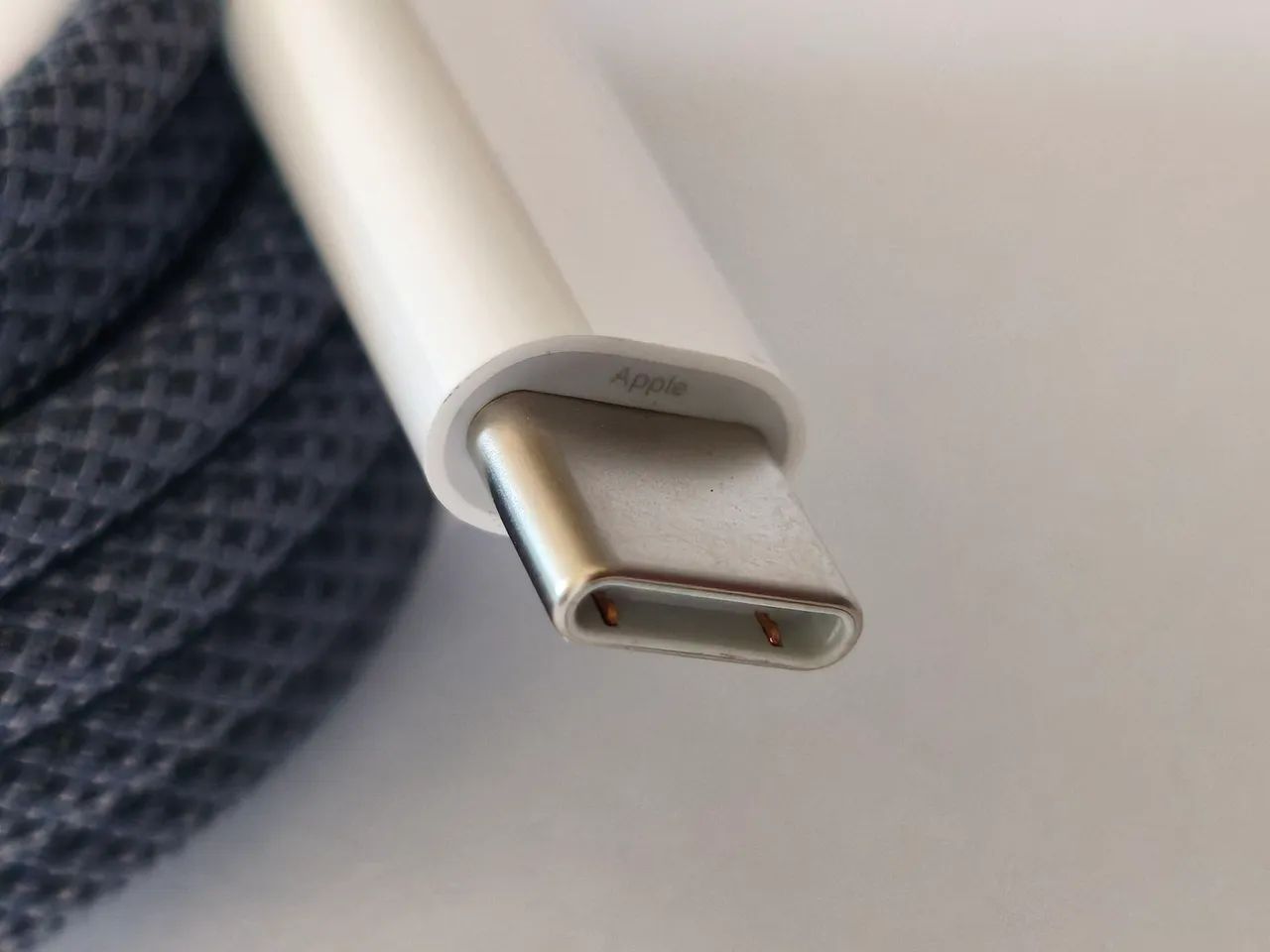 Cabo de USB-C para MagSafe 3 (2m) Apple A2363 - Foto 4