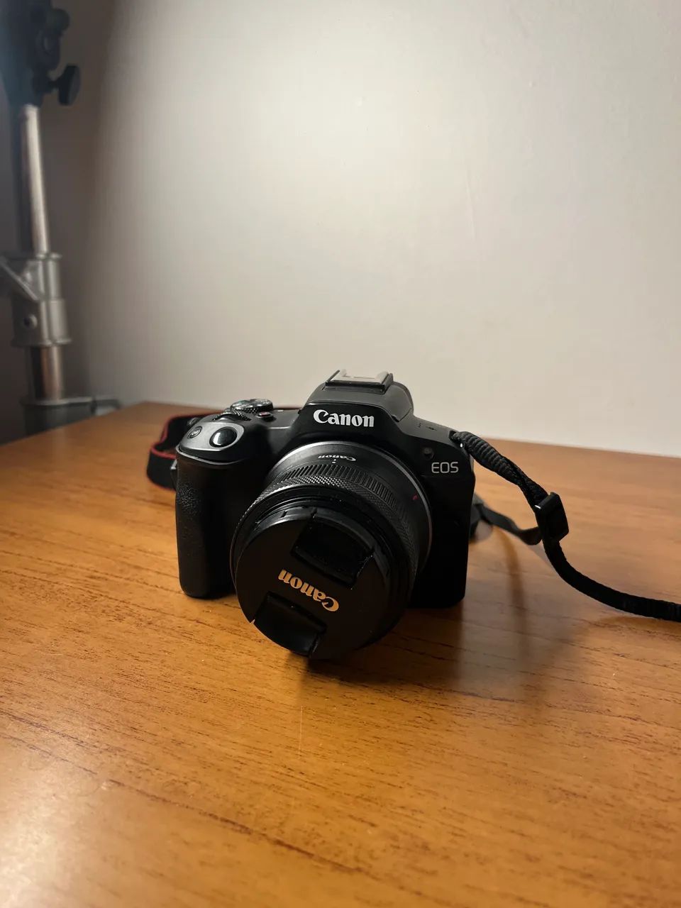Câmera Cânon R50 - Foto 2