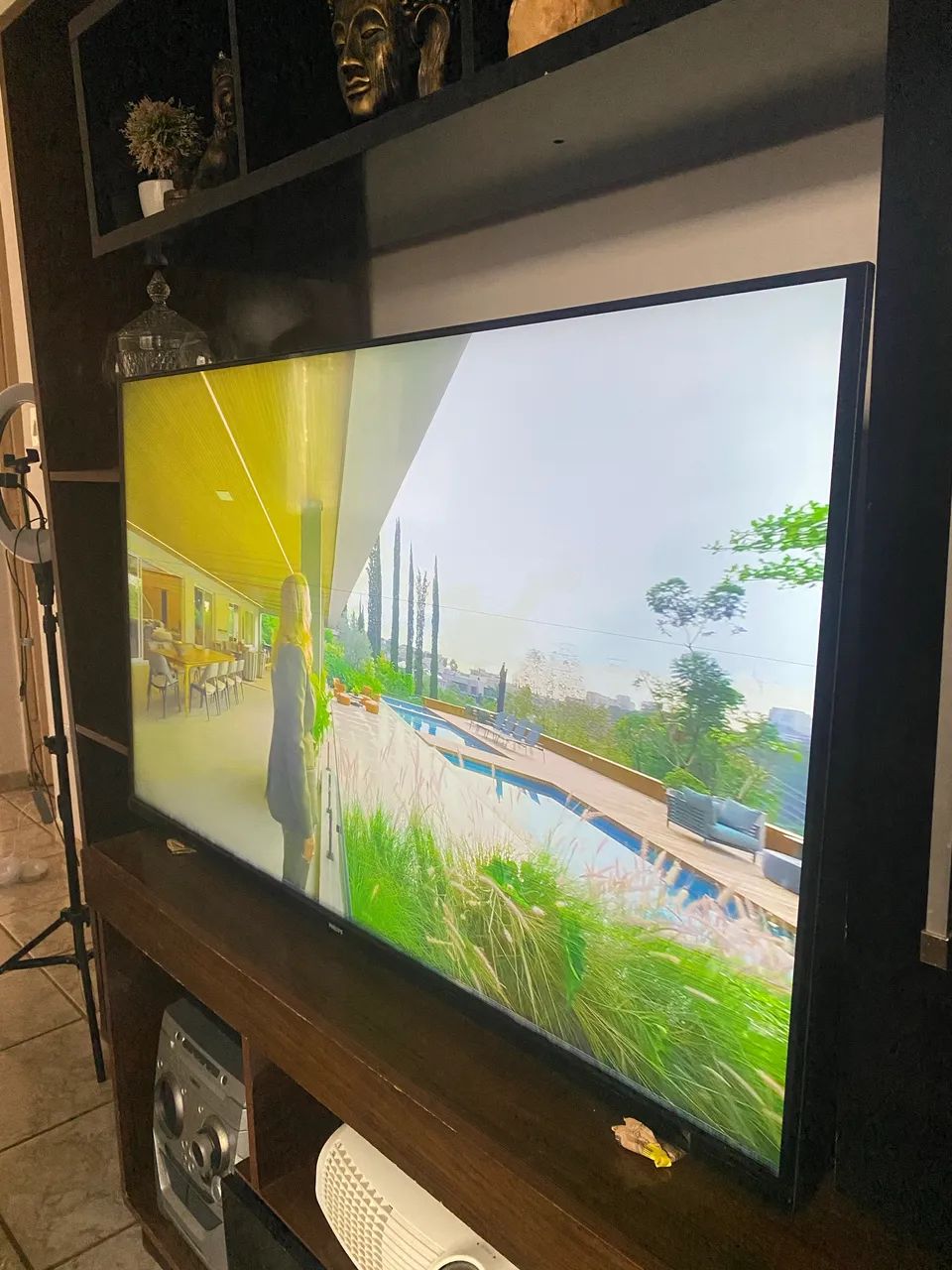 Smart Tv Philips 4k 50? com linhas  - Foto 2