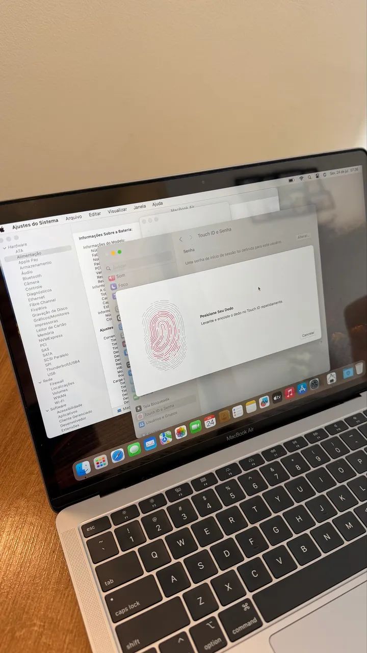 MacBook Air 2019 i5 16/256GB - Foto 2