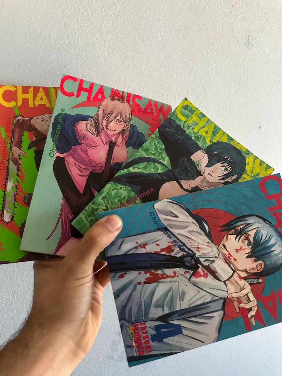 4 capítulos chainsaw man - Foto 2