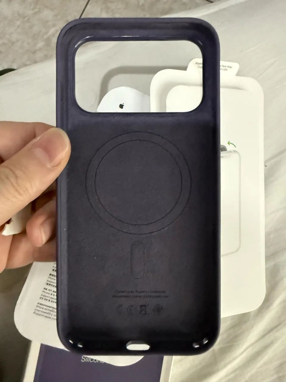 CAPA PARA IPHONE 17 MAX - MAGSAFE - SILICONE E TRANSPARENTE  - Foto 2