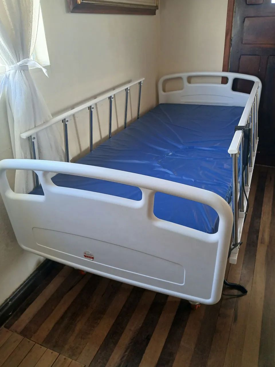 Cama hospitalar Elétrica 