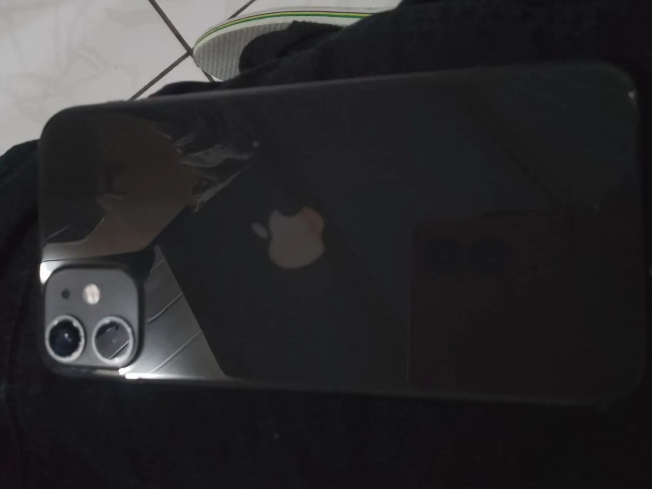 iPhone 11 64g preto