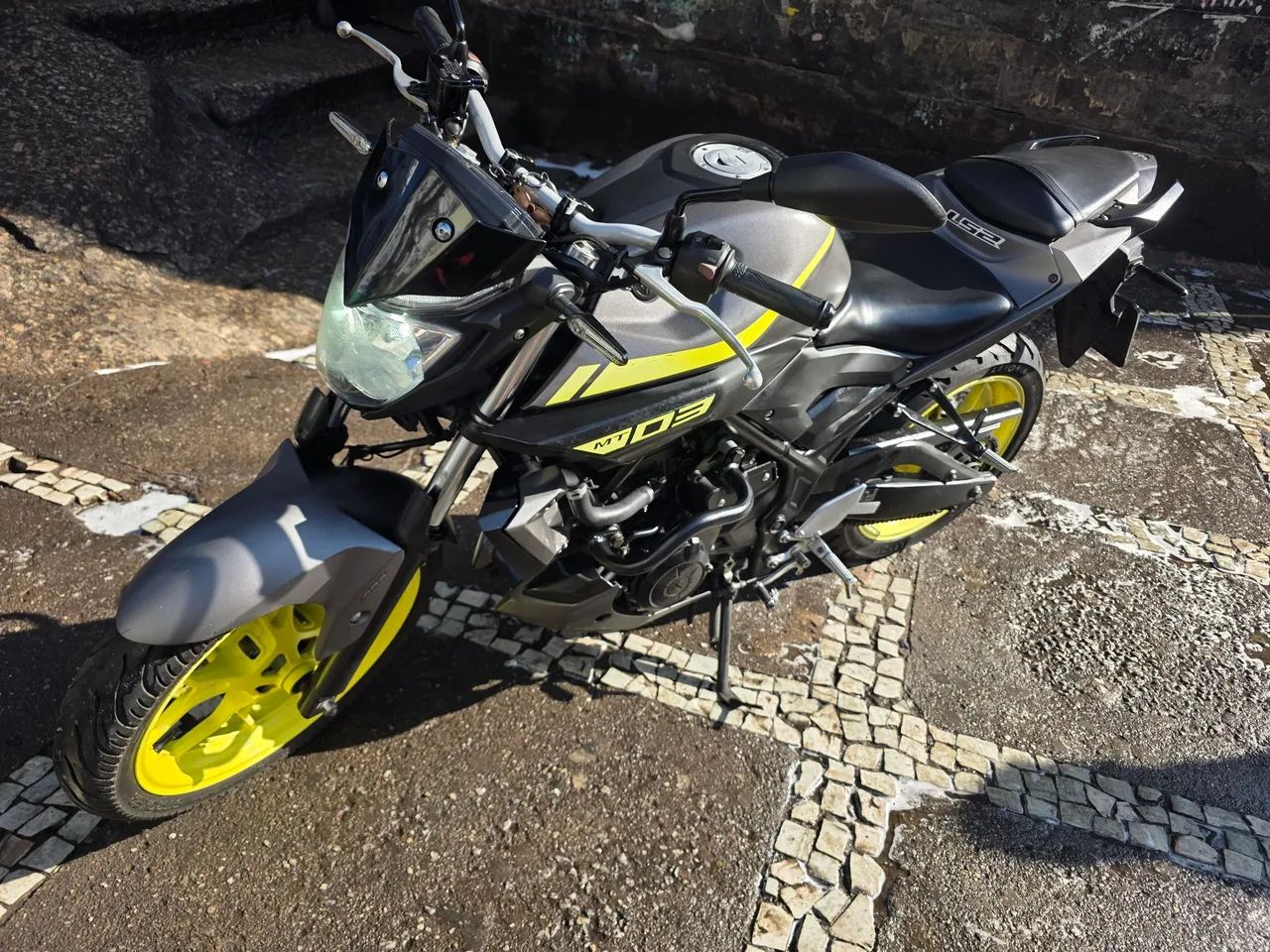 MT-03 - Foto 2