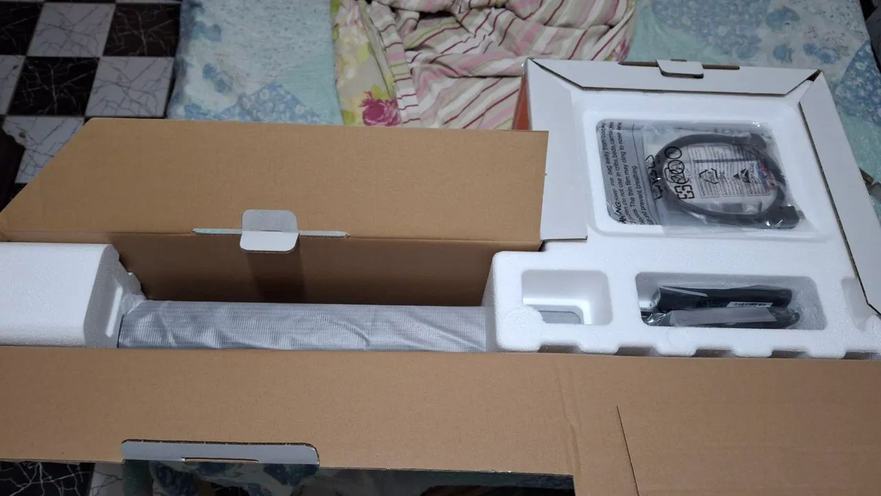 Sound bar JBL super nova e conservada na caixa  - Foto 4