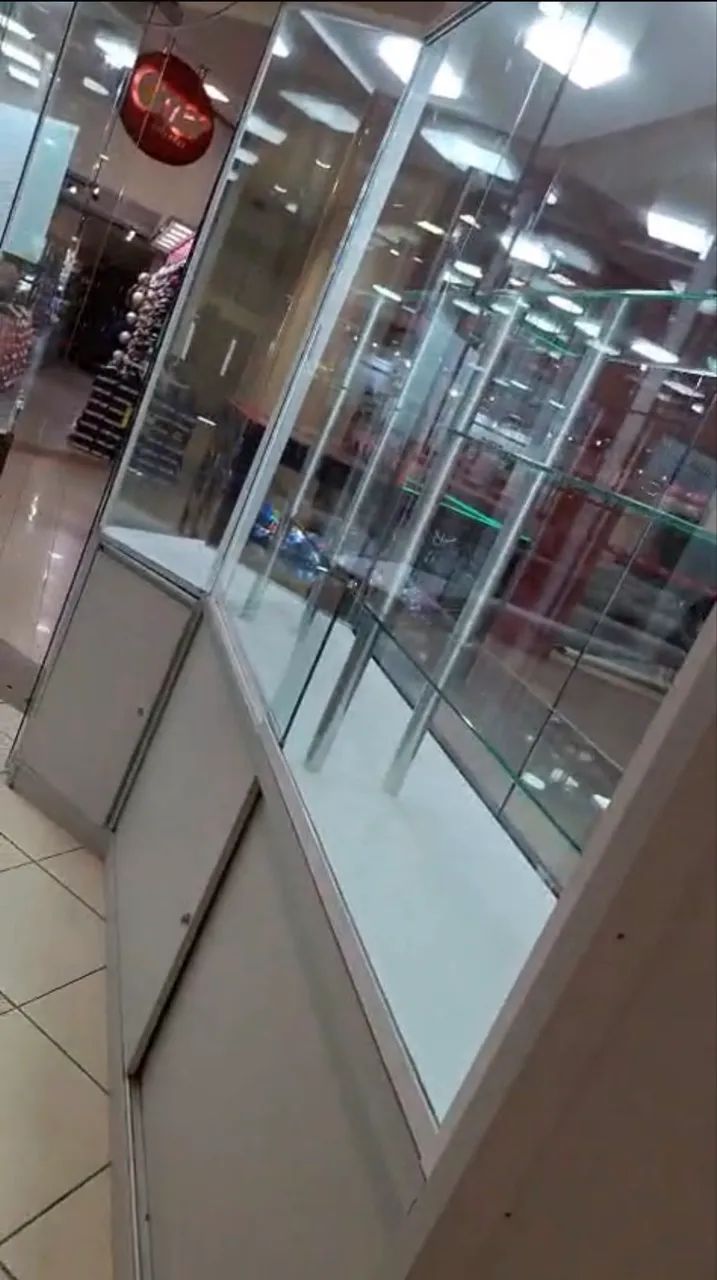Armário loja 434736454236252165
