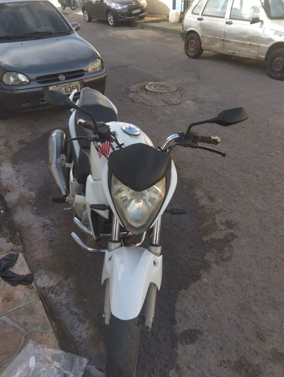 CB 300