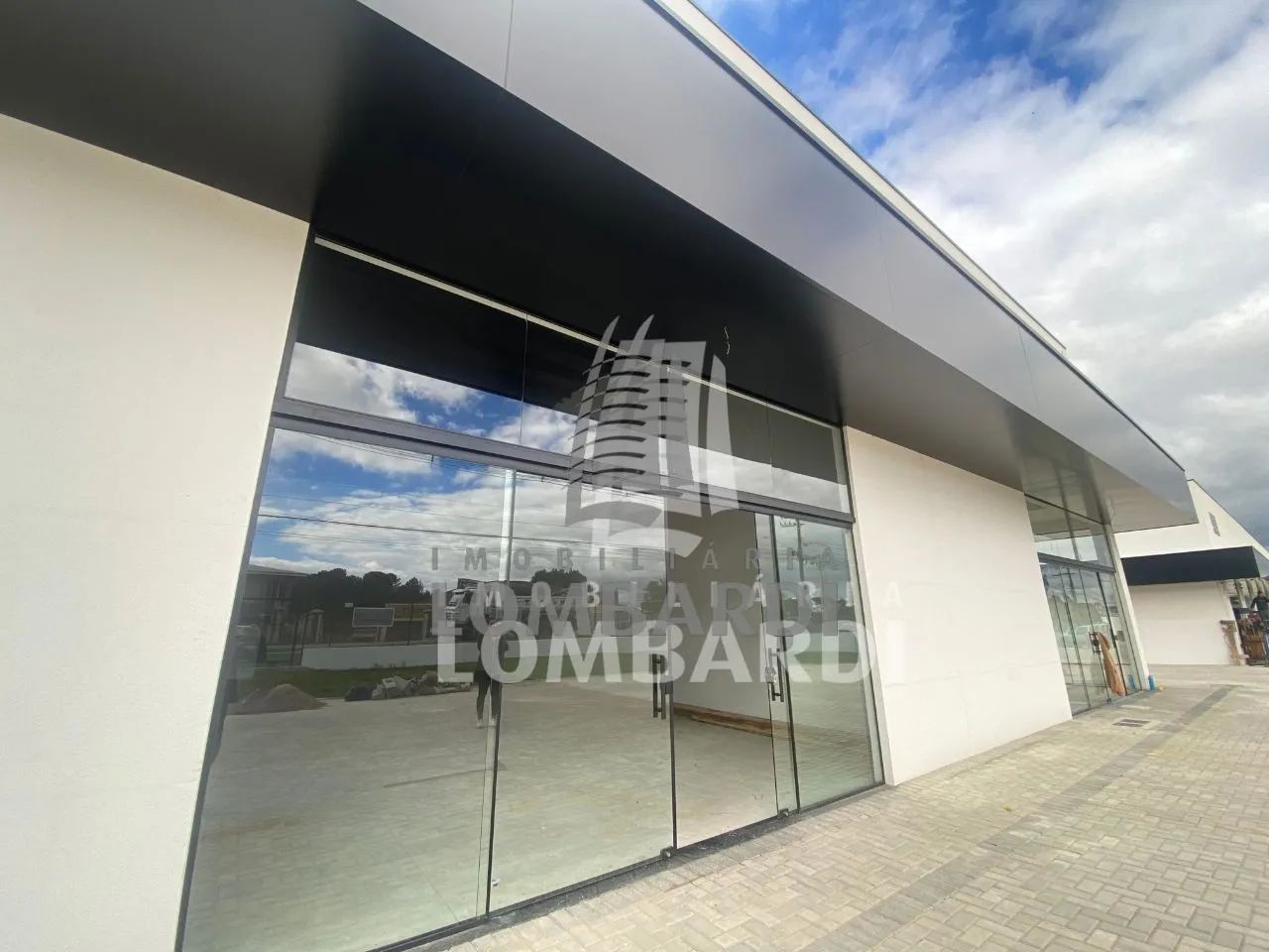 Loja NOVA em conjunto comercial!