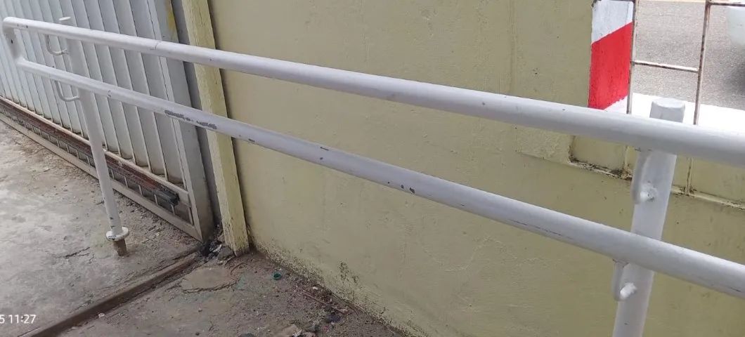 Baixei pra Vender Logo: Corrimão Duas Alturas (70cm e 90cm) com 4,9m comprimento