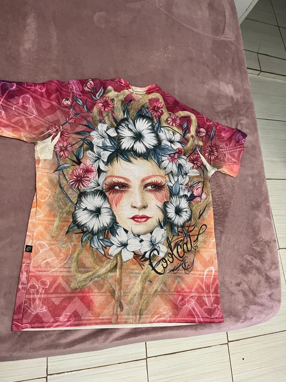 Vendo blusa da Cool Cat  - Foto 5