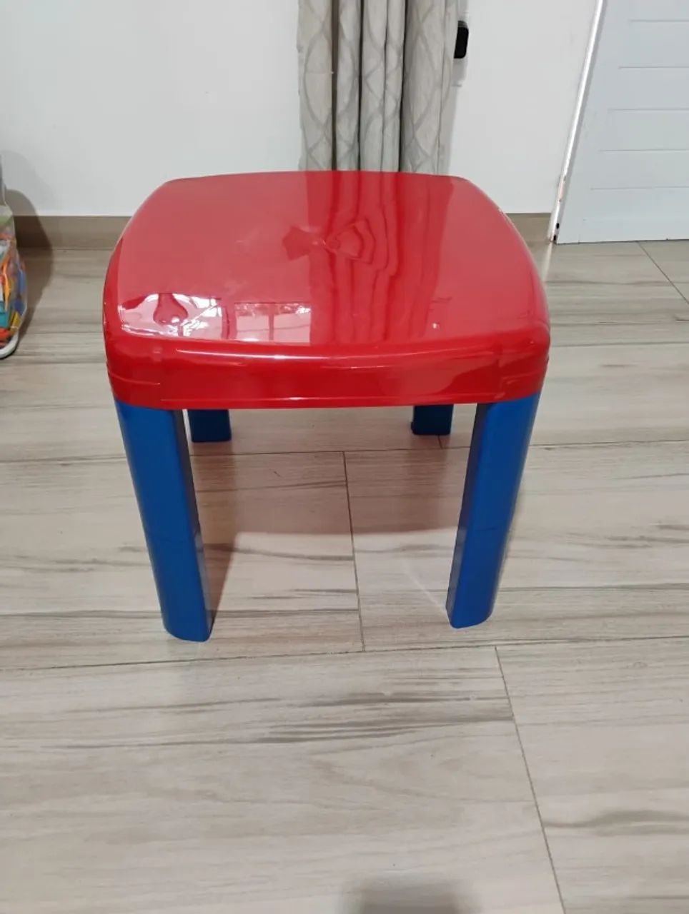 Mesa e cadeira infantil, desmontável, em perfeito estado! - Foto 2