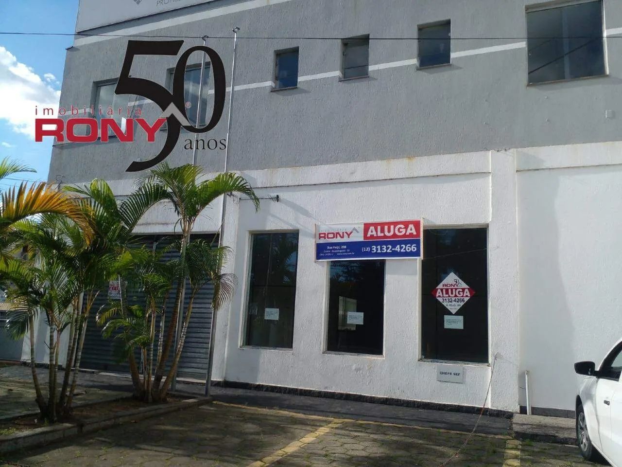 Ponto Comercial para Alugar em Guaratinguetá (Bairro Pedregulho) | 557,20 m² | 10 Salas | 