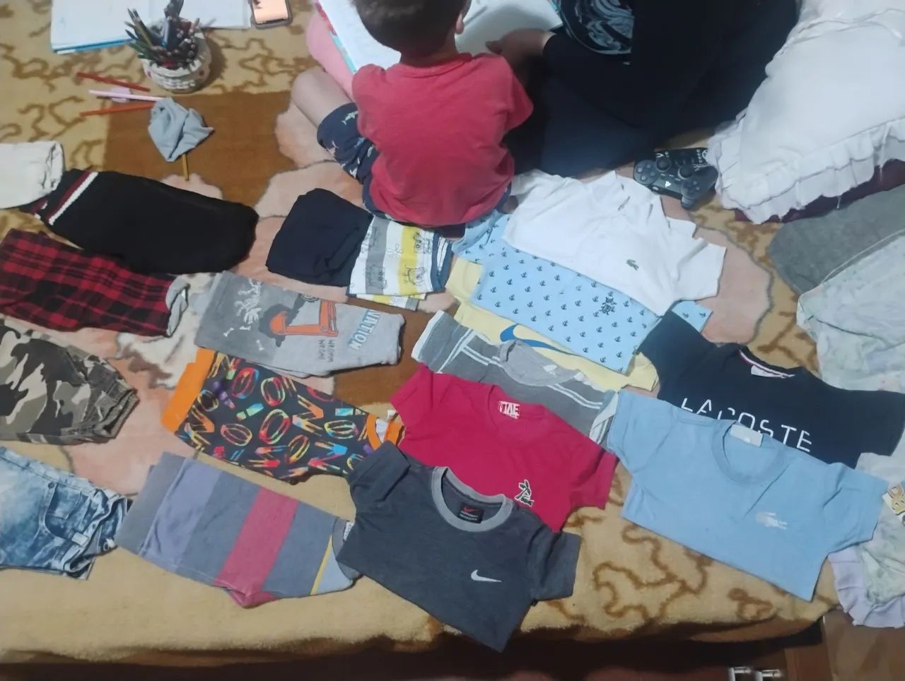 Lote roupas e calçados menino