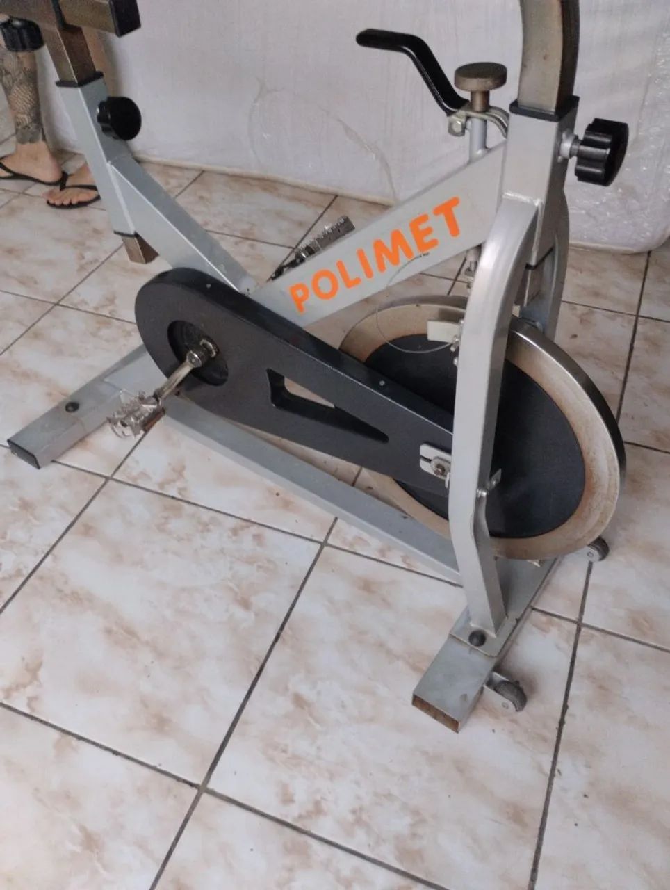 Bicicleta ergometrica polimet 