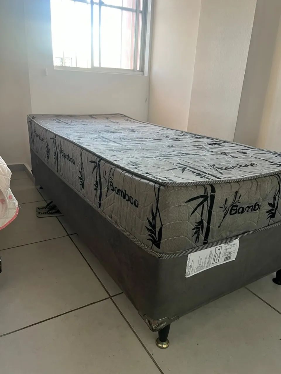 Cama solteiro 