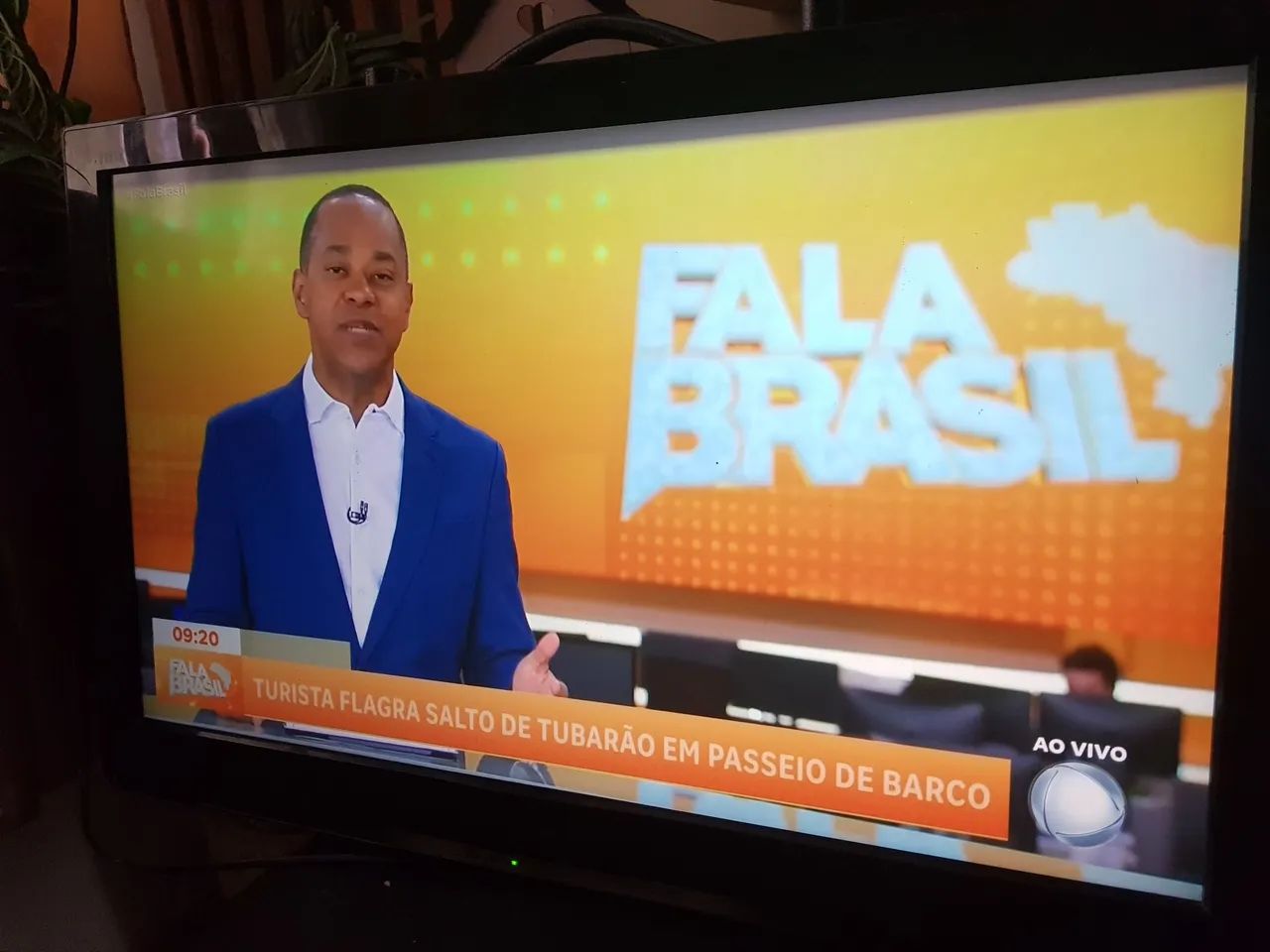 Vendo TV Panasonic 32 polegadas não é smart  - Foto 2