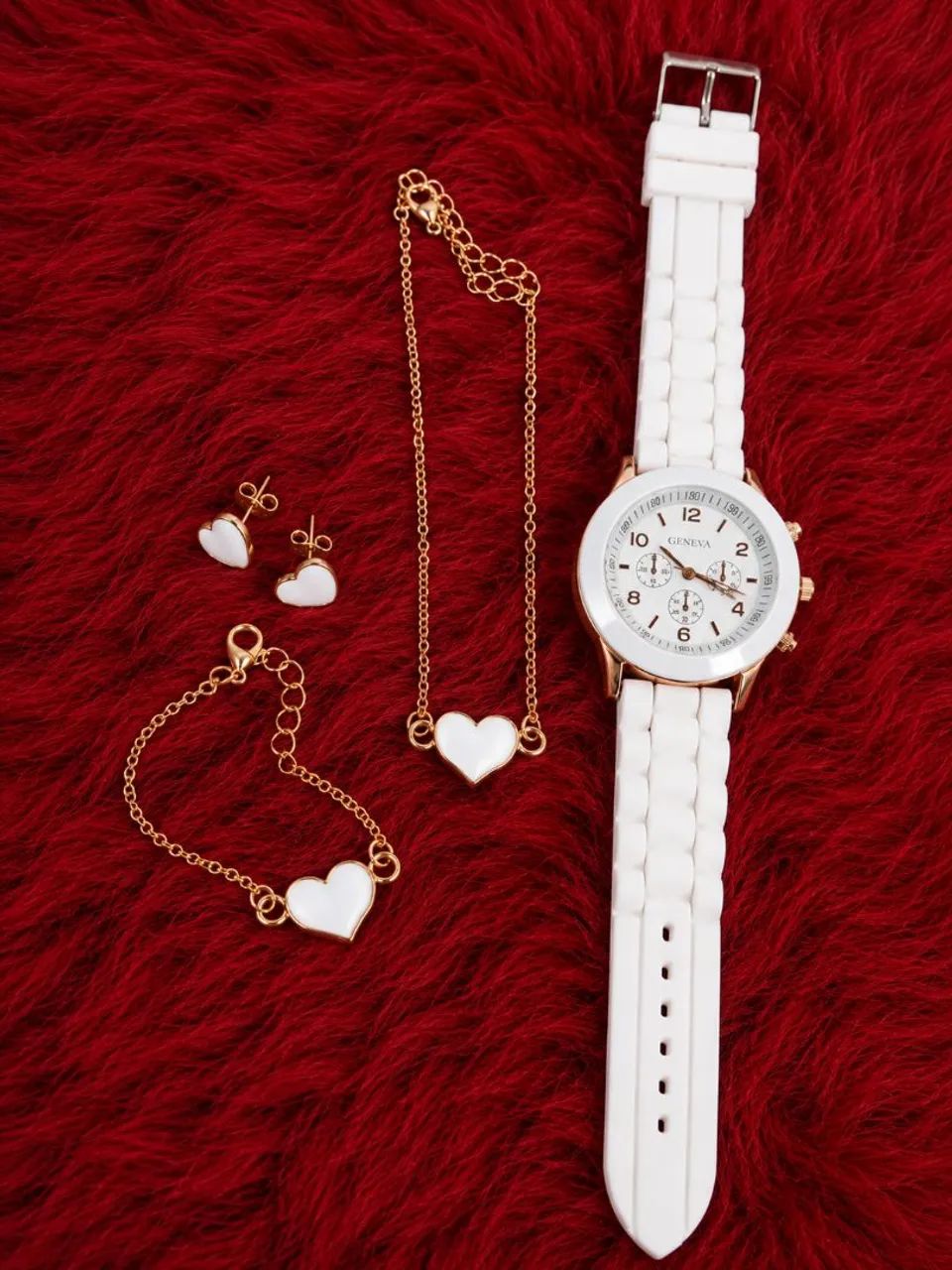 Kit feminino com 4 itens completo Na caixa