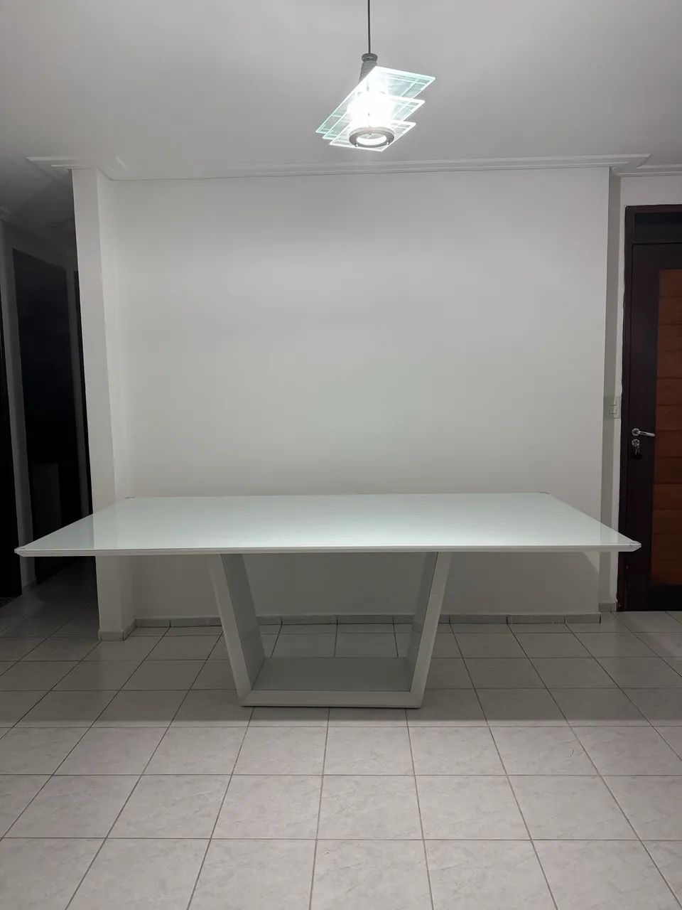 Mesa de Jantar com Tampo de Vidro - 8 lugares - Foto 4