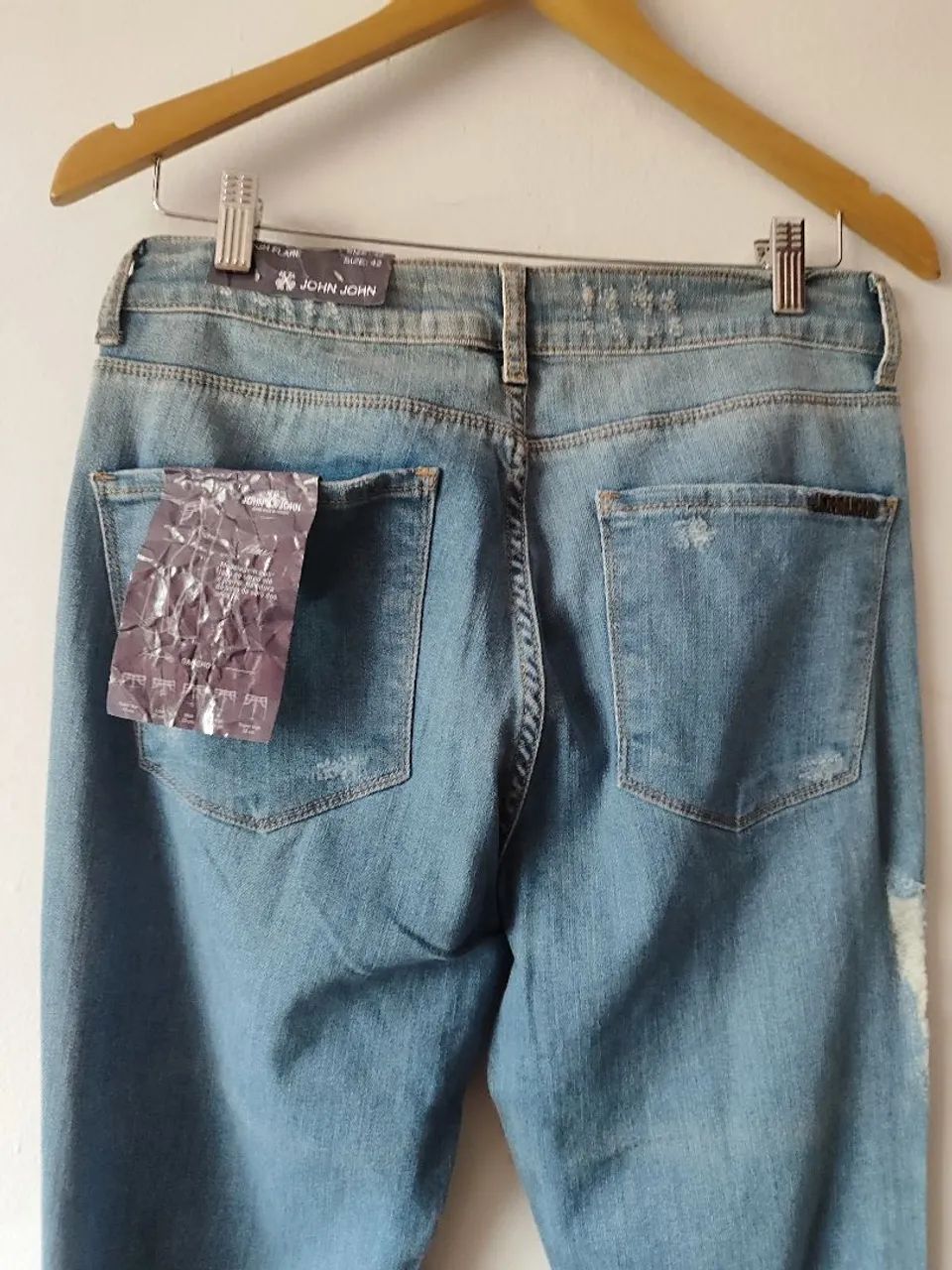 Calça jeans John John flare feminina  - Foto 4