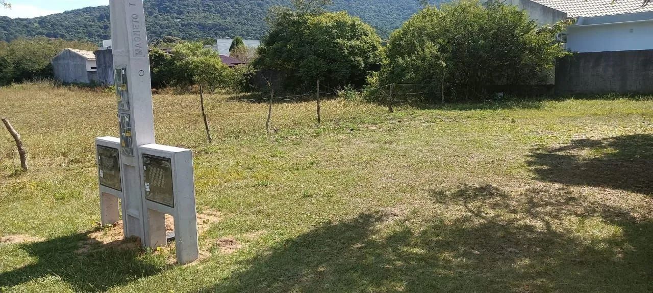 Terreno plano e seco, com 126.50m quadrados - Foto 4