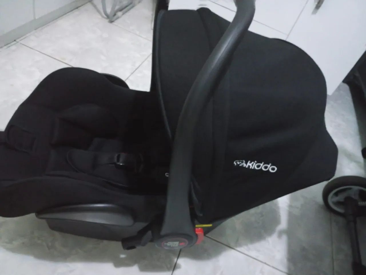 Vende-se bebê conforto 