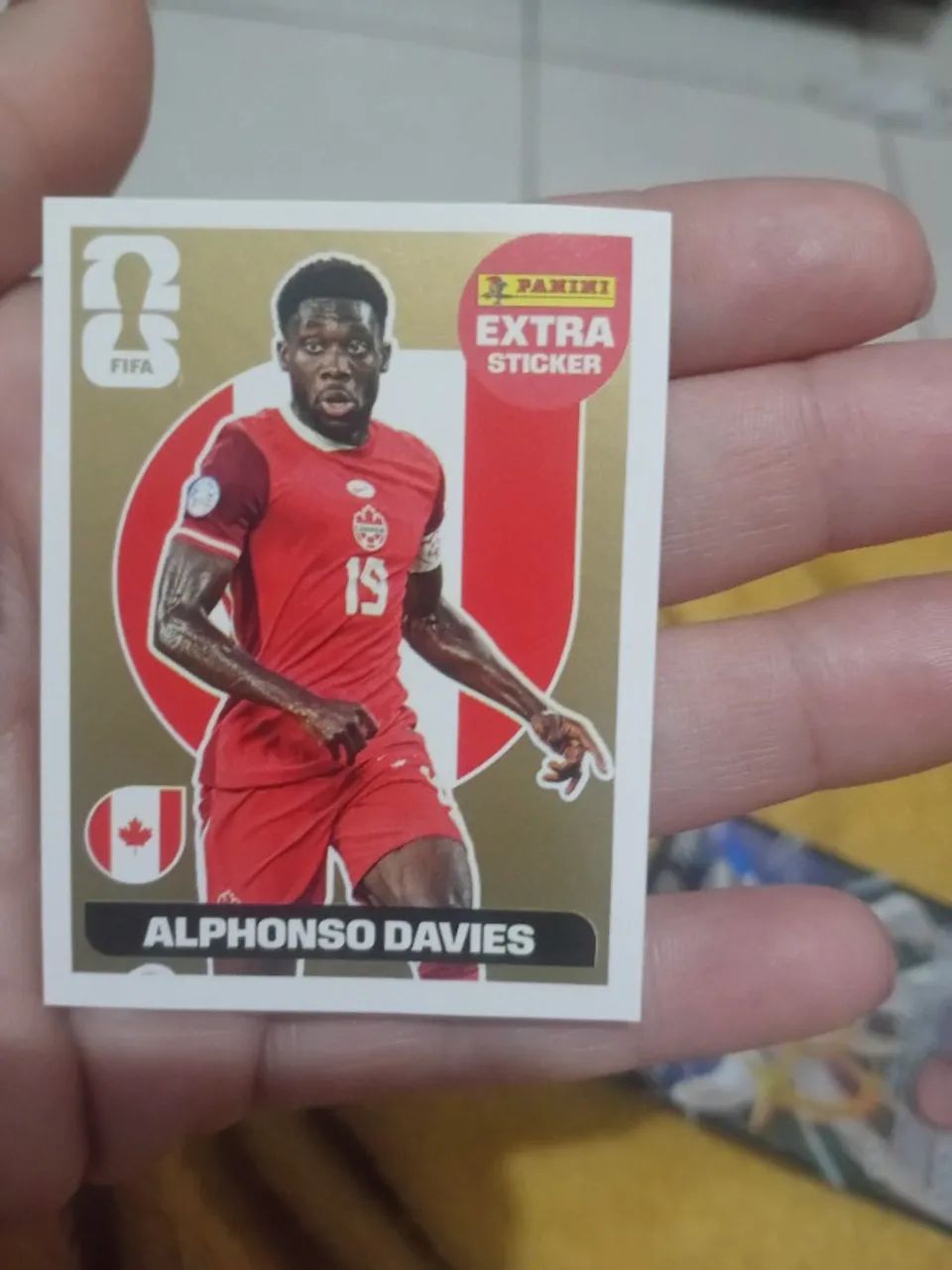 Figurinha ouro Alphonso Davies 