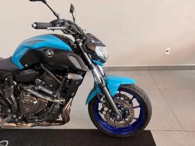 YAMAHA MT-07 - Foto 4