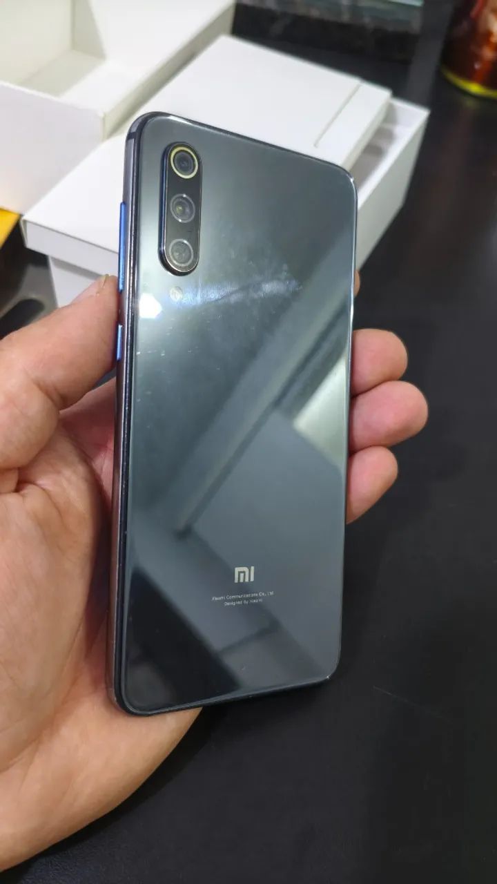 CELULAR XIAOMI MI 9 SE - Foto 3
