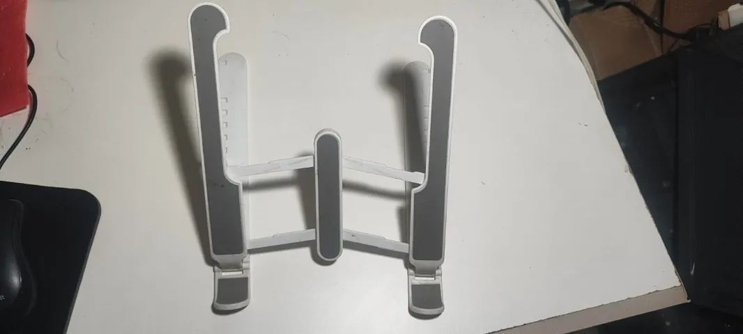 Suporte de Notebook de Plástico Dobrável Usado - Bom Estado - Foto 5